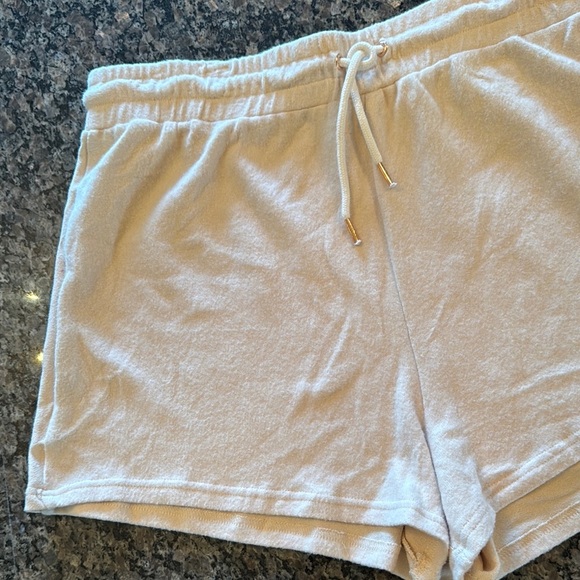 Colon fleece Women's Cream Shorts NWT XXL - Picture 4 of 10